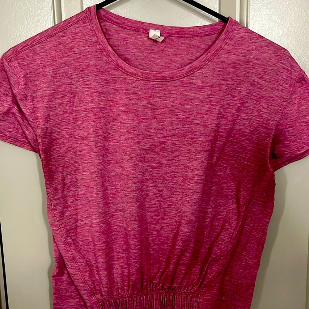 Lululemom crop top size 2 (XS)